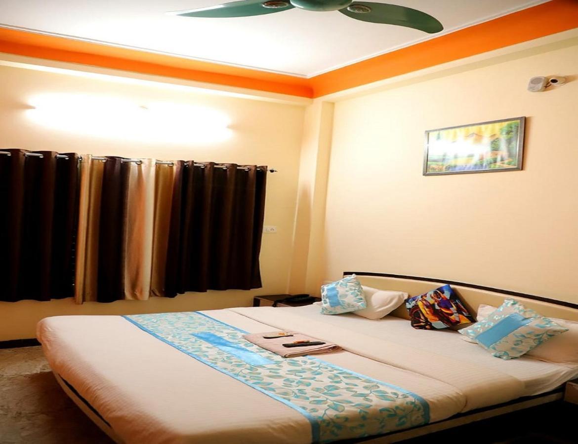 Hotel Mahishmati Palace Maheshwar Exterior photo
