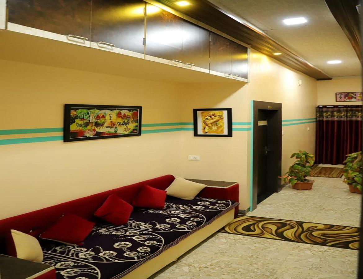 Hotel Mahishmati Palace Maheshwar Exterior photo