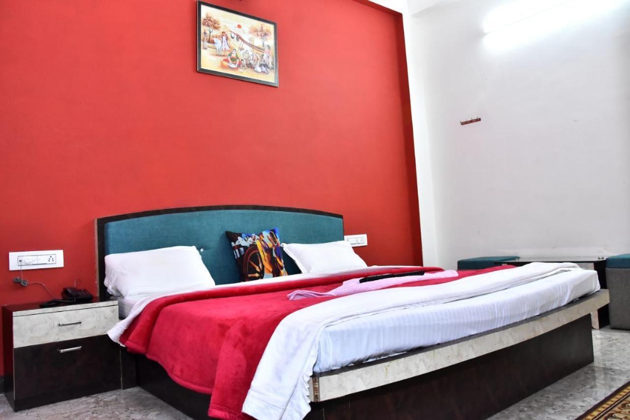 Hotel Mahishmati Palace Maheshwar Exterior photo
